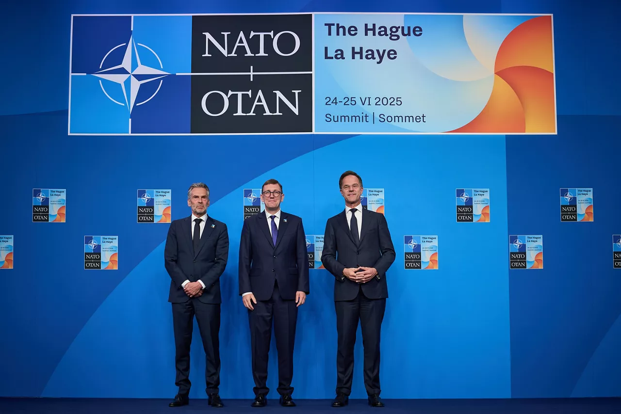 NATO Secretary General Mark Rutte and  Dick Schoof (Prime Minister, the Netherlands) welcome Kristen Michal (Prime Minister, Estonia)