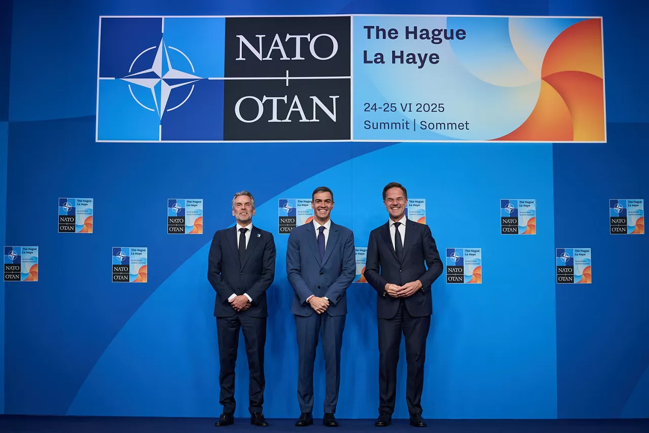 NATO Secretary General Mark Rutte and  Dick Schoof (Prime Minister, the Netherlands) welcome Pedro Sánchez (Prime Minister, Spain)