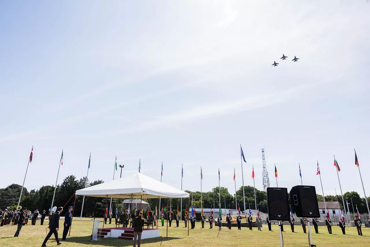 Fly-over of Belgian F16