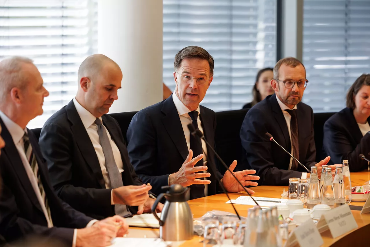 NATO Secretary General Mark Rutte discussion with members of the Defence Committee of the Bundestag - NATO Secretary General Mark Rutte and Thomas Röwekamp, MP, Chairman of the Defence Committee of the Bundestag