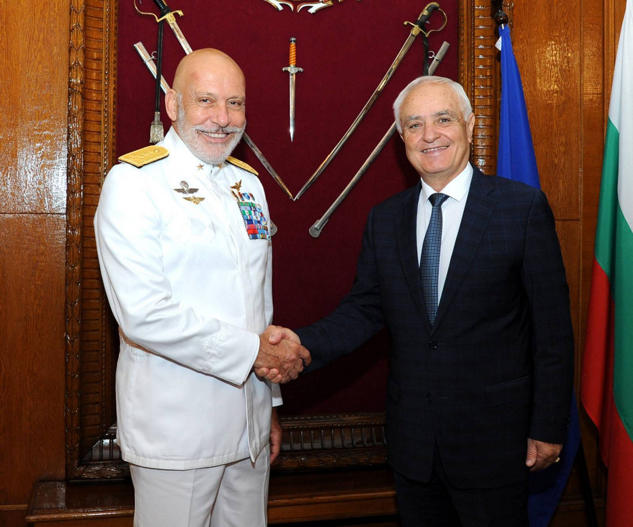 The Chair of the NATO Military Committee, Admiral Giuseppe Cavo Dragone, with the Minister of Defence of Bulgaria, Atanas Zapryanov, Sofia, 16 July 2025