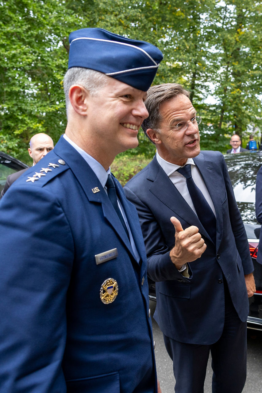 NATO Secretary General Mark Rutte and Supreme Allied Commander Europe (SACEUR) iGeneral Alexus G. Grynkewich