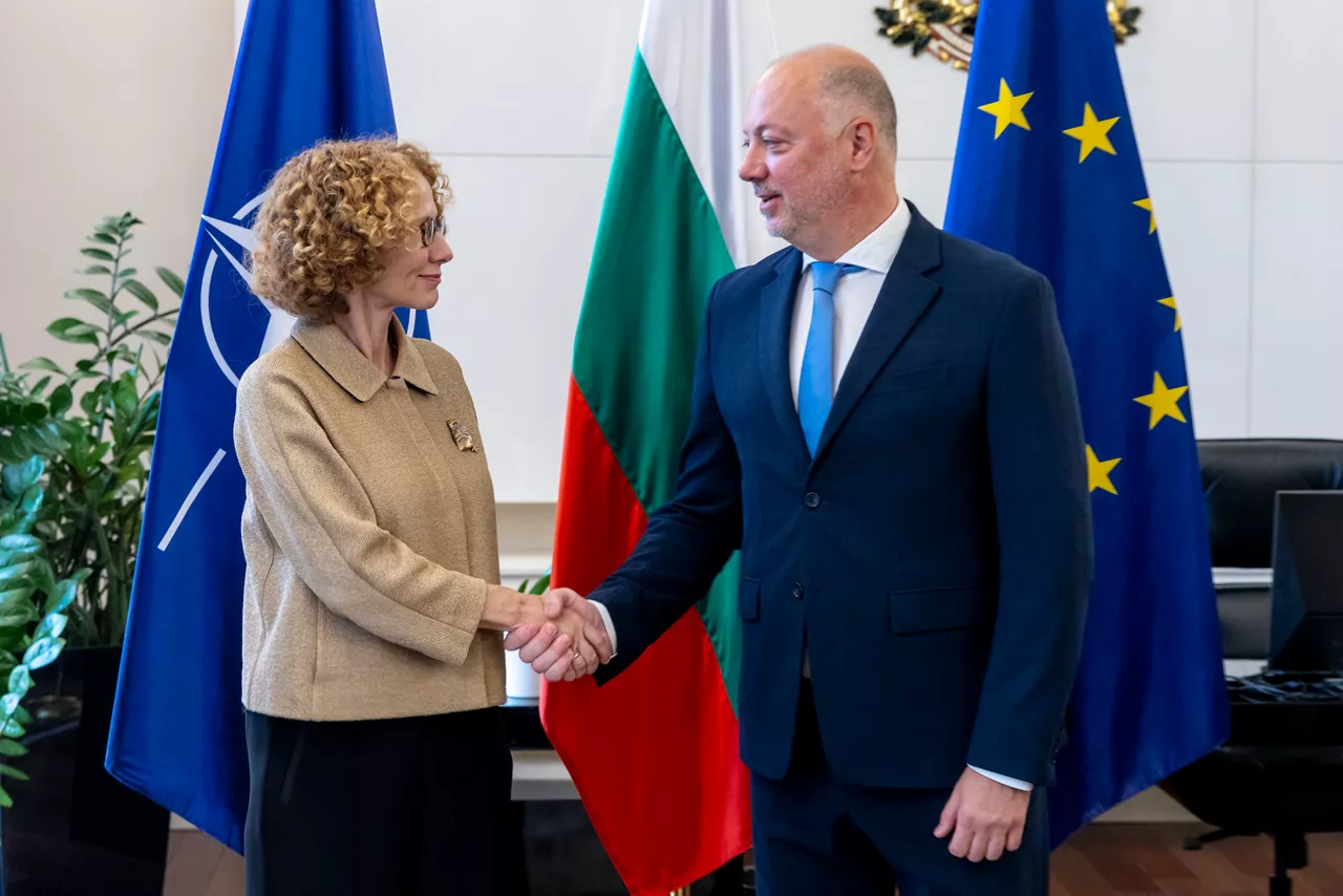 NATO Deputy Secretary General Radmilla Shekerinska meets with the Prime Minister of Bulgaria, Rossen Jeliazkov