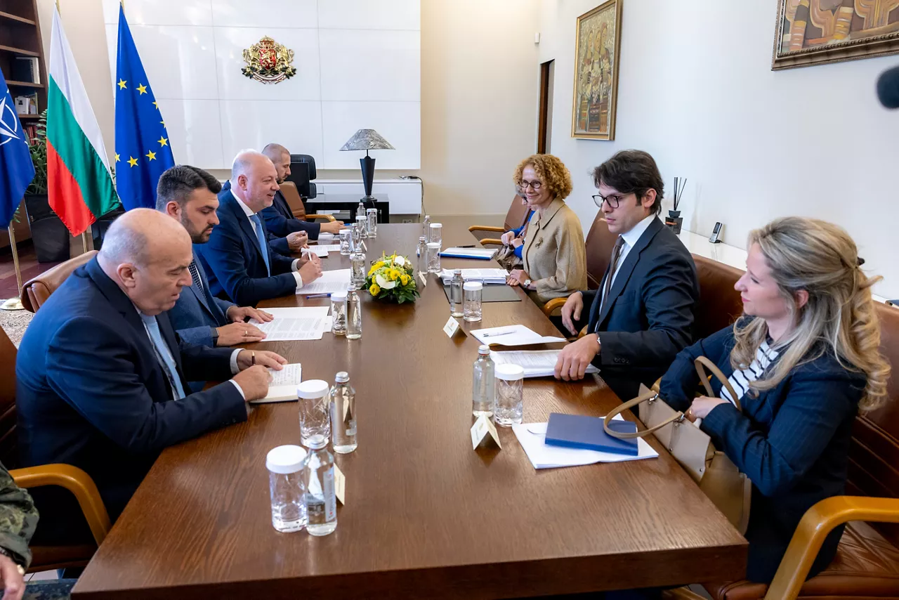 NATO Deputy Secretary General Radmilla Shekerinska meets with the Prime Minister of Bulgaria, Rossen Jeliazkov