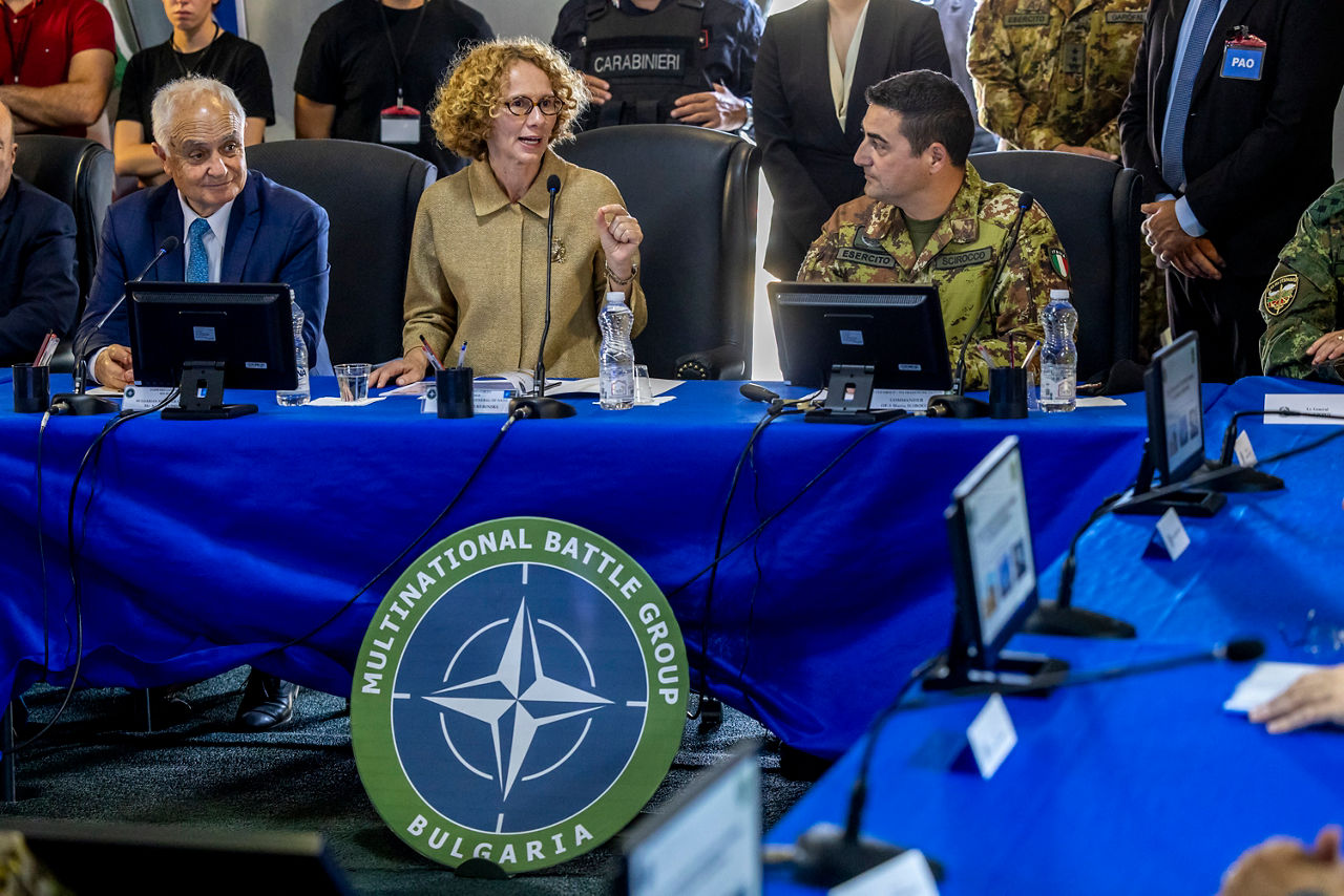 NATO Deputy Secretary General Radmilla Shekerinska and the Minister of Defence of Bulgaria, Atanas Zaprianov visit Novo Selo Training Area Multinational Battle Group. Briefing by the Commander MBG, Col Mattia Scirocco