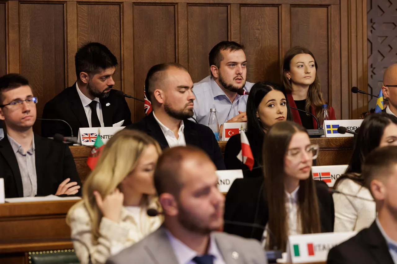 NATO Deputy Secretary General Radmila Shekerinska with students