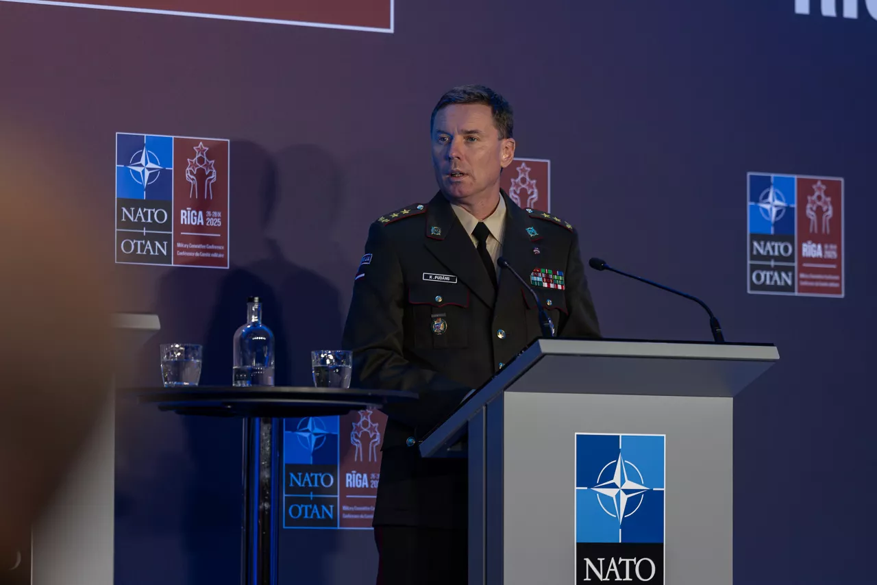 Joint press conference with the Chair of the NATO Military Committee (CMC) Admiral Giuseppe Cavo Dragone and Chief of Defence of Latvia Kaspars Pudāns (LV CHOD)