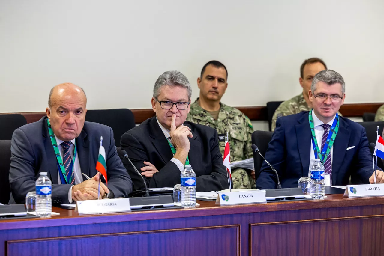 Meeting of the North Atlantic Council
Nikolay Milkov, NATO Permanent Representative for Bulgaria

Representative for Canada

Mirko Ujdenica, Permanent Representative of Croatia to NATO (Chargé d’Affaires ad interim)