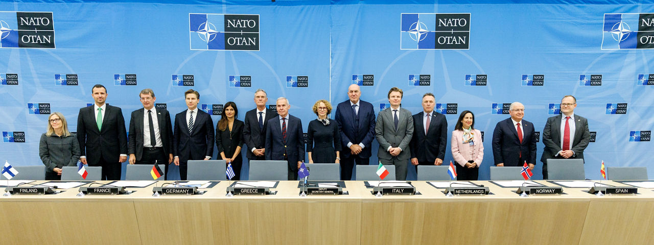 Signing of a Memorandum of Understanding on Distributed Synthetic Training High Visibility Project with 13 Allies (Canada, Czechia, Denmark, Finland, France, Germany, Greece, Italy, Netherlands, Norway, Spain, Türkiye and the United Kingdom)