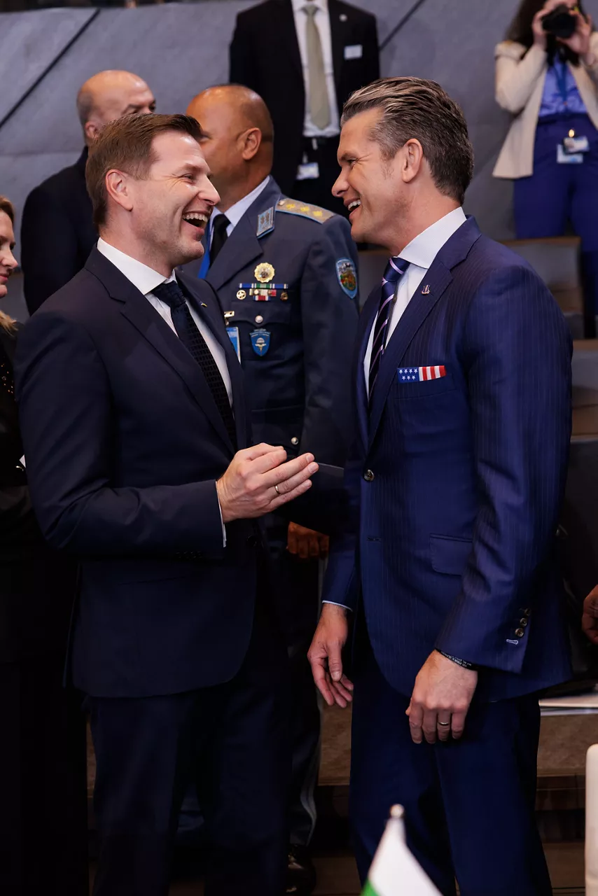 Hanno Pevkur (Minister of Defence, Estonia) and Pete Hegseth (US Secretary of War)