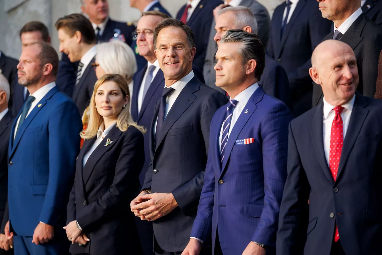 Official Photo of the NATO Ministers of Defence