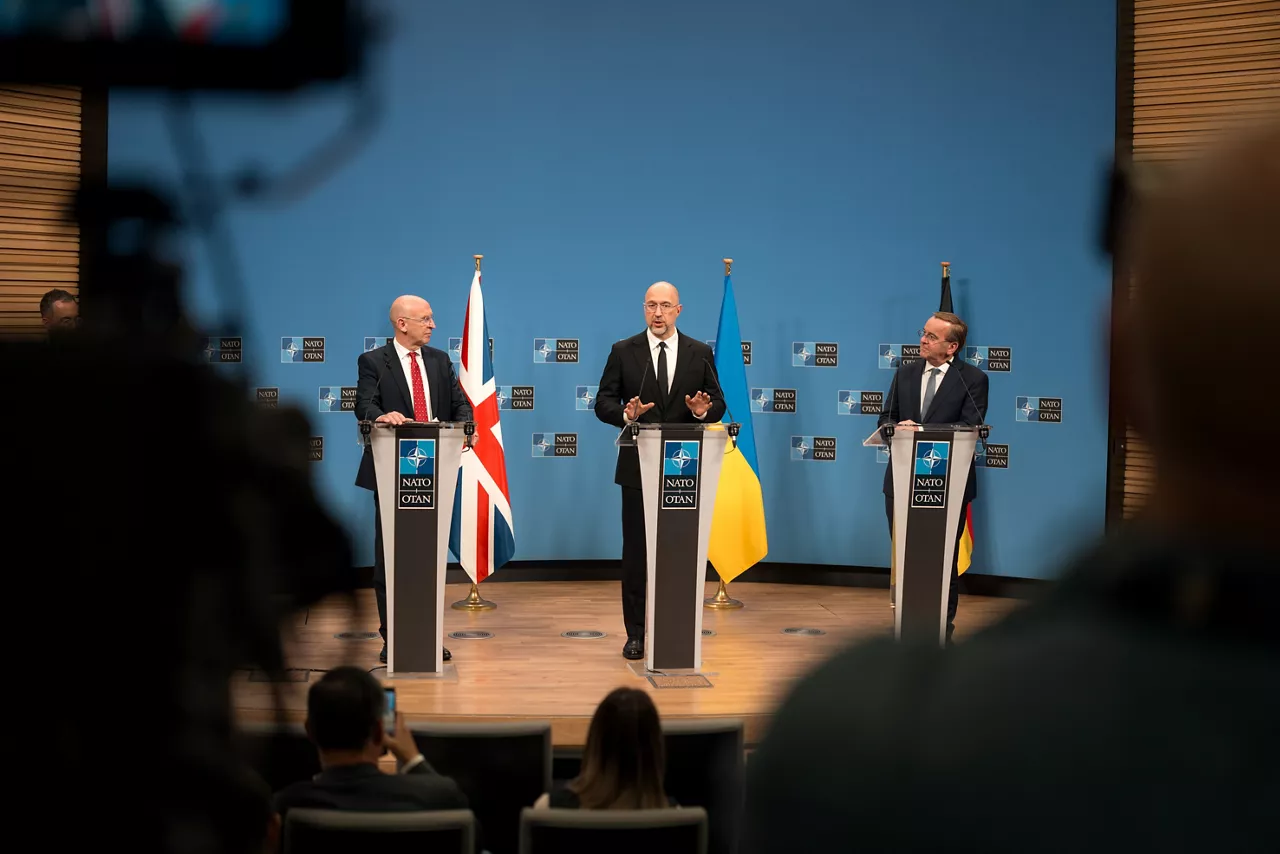 From left to right: John Healy (UK Secretary of Defence),  Denys Shmyhal (Minister of Defence, Ukraine) and Boris Pistorius (Minister of Defence, Germany)