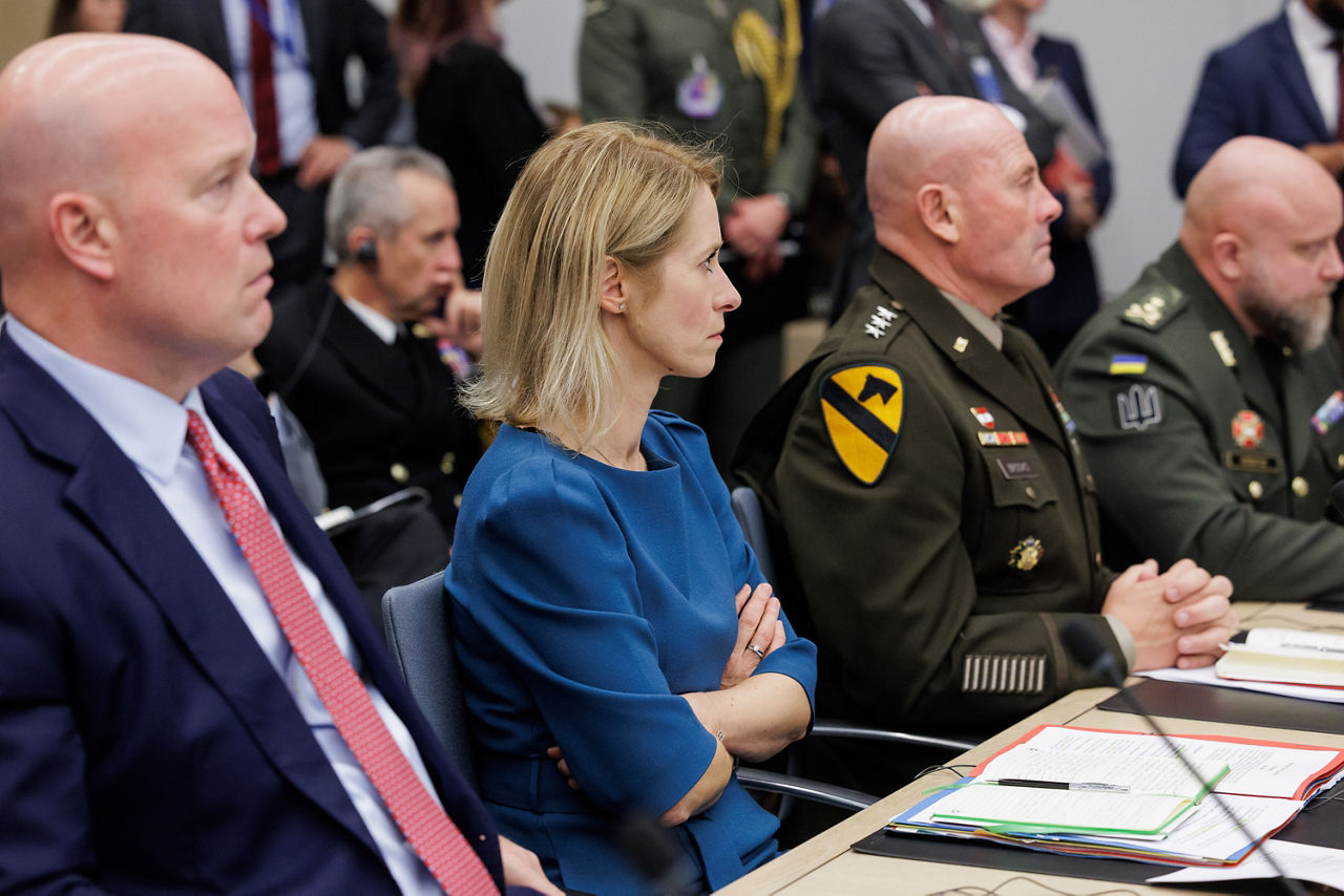 Centre: Kaja Kallas (EU High Representative)