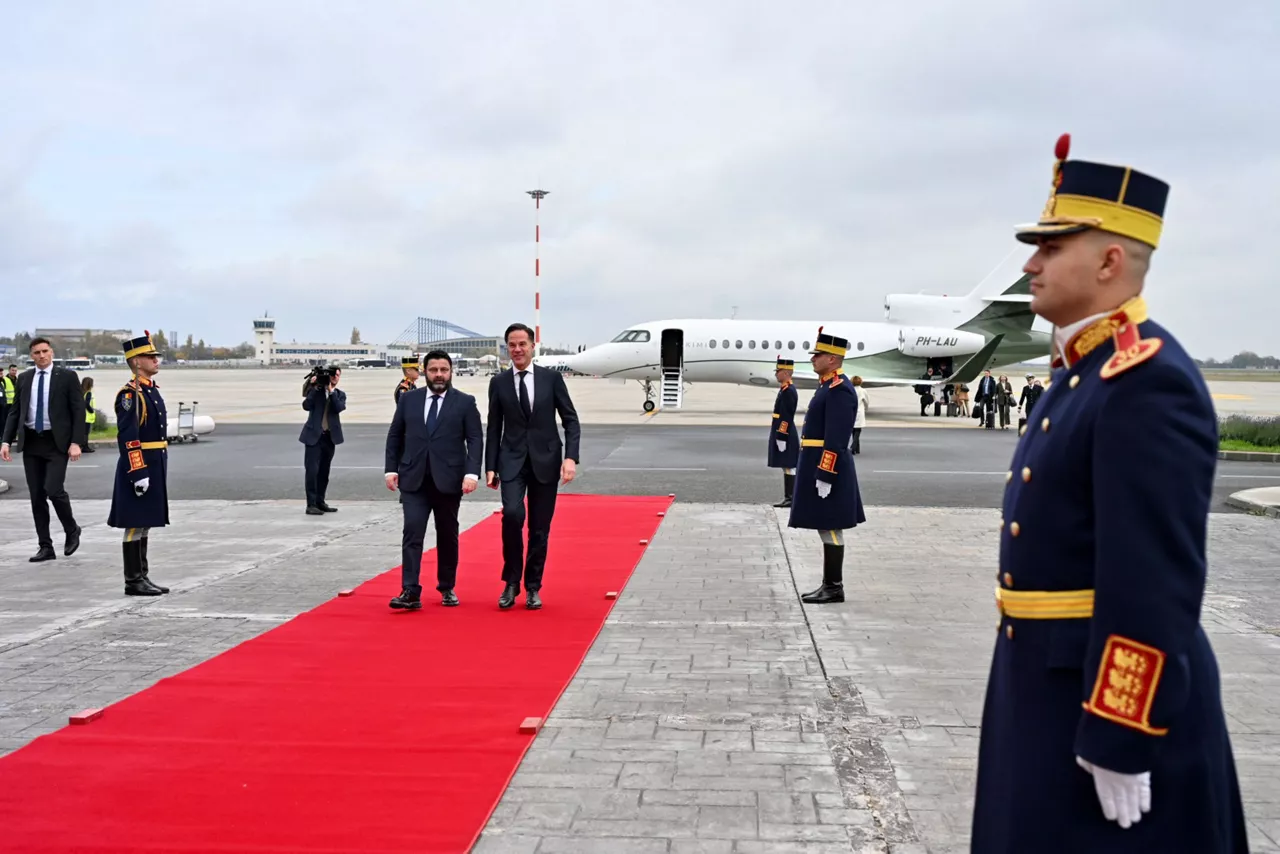 NATO Secretary General Mark Rutte arrives in Bucharest - Welcome by Dan Neculăescu, Permanent Representative of Romania to NATO