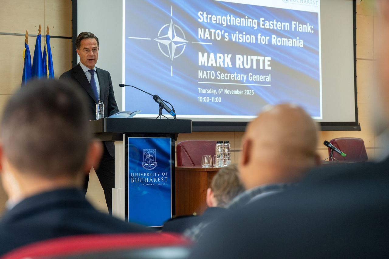 NATO Secretary General Mark Rutte visits Bucharest University and engages with students
