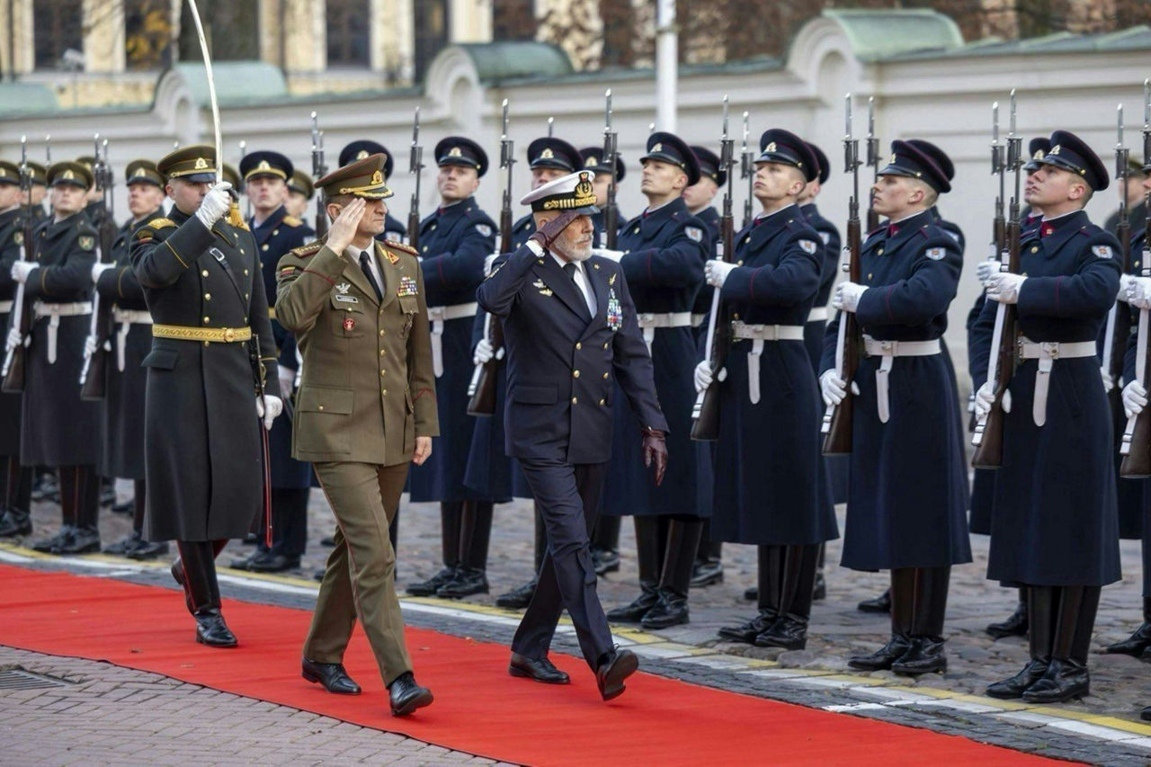 Chair of the NATO Military Committee visits Latvia and Lithuania