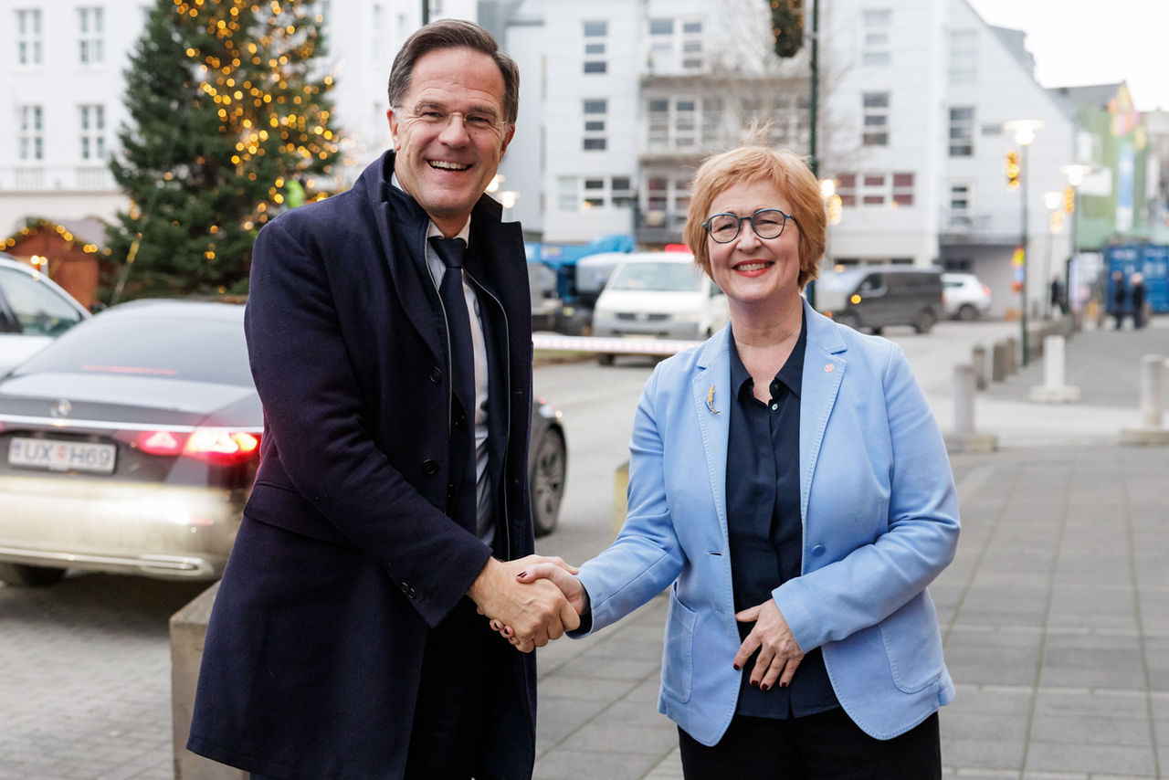 NATO Secretary General Mark Rutte engages with parliamentarians from the Foreign Affairs Committee of the Icelandic parliament (Alþingi) and the Icelandic Delegation to the NATO Parliamentary Assembly.