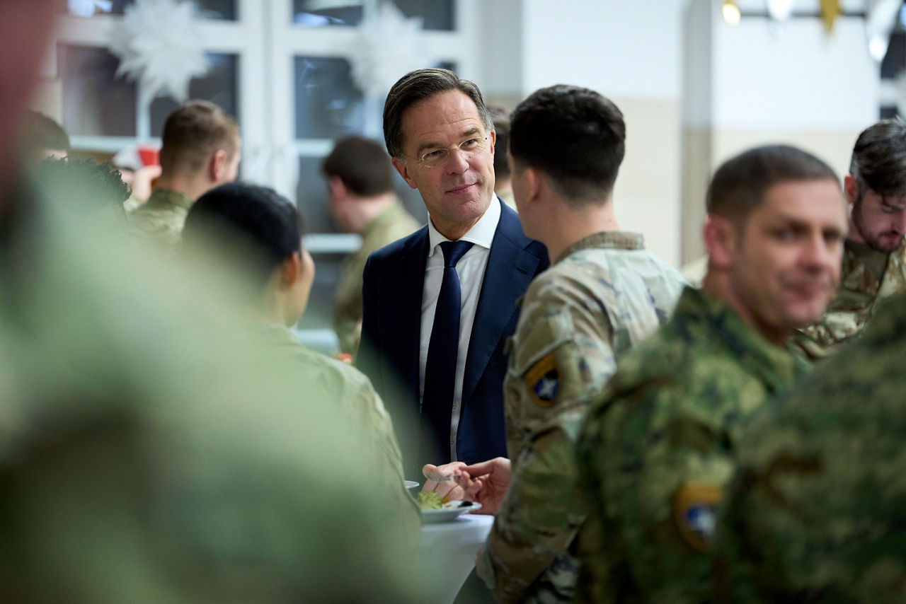 NATO Secretary General Mark Rutte with the troops of the NATO Forward Land Forces Battlegroup deployed at Bemowo Piskie.