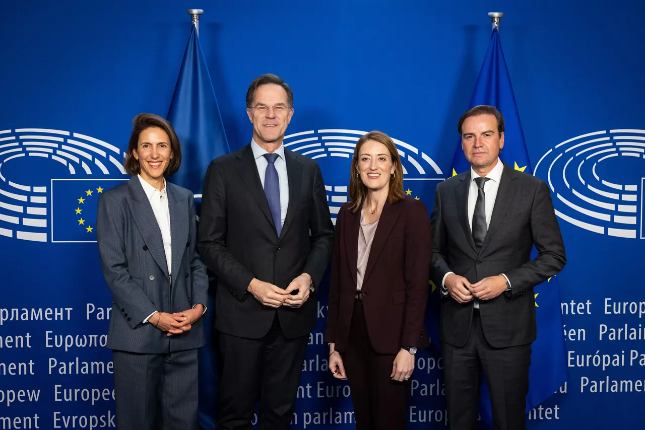 [from left to right] Valérie Hayer, President of the Renew Europe Group, NATO Secretary General Mark Rutte, Roberta Metsola, President of the European Parliament, and Malik Azmani, Member of the Bureau of the Renew Europe Group