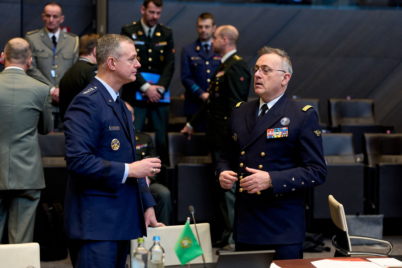 Left to Right - The Supreme Allied Commander Europe (SACEUR),
General Alexus G. Grynkewich, and the Supreme Allied Commander Transformation (SACT), Admiral Pierre Vandier
