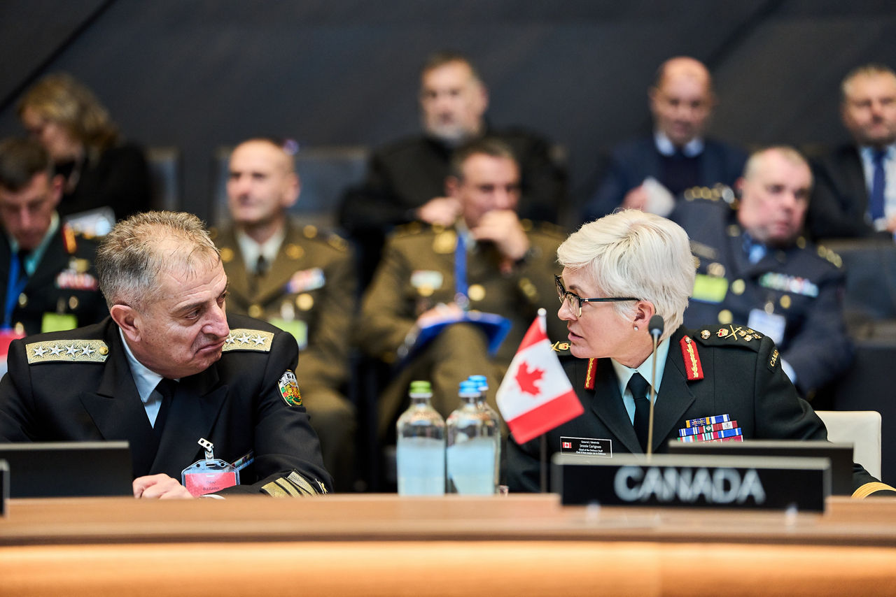 Left to Right - The Chief of Defence of Bulgaria, Admiral Emil Eftimov, and the Chief of Defence of Canada, General Jennie Carignan 