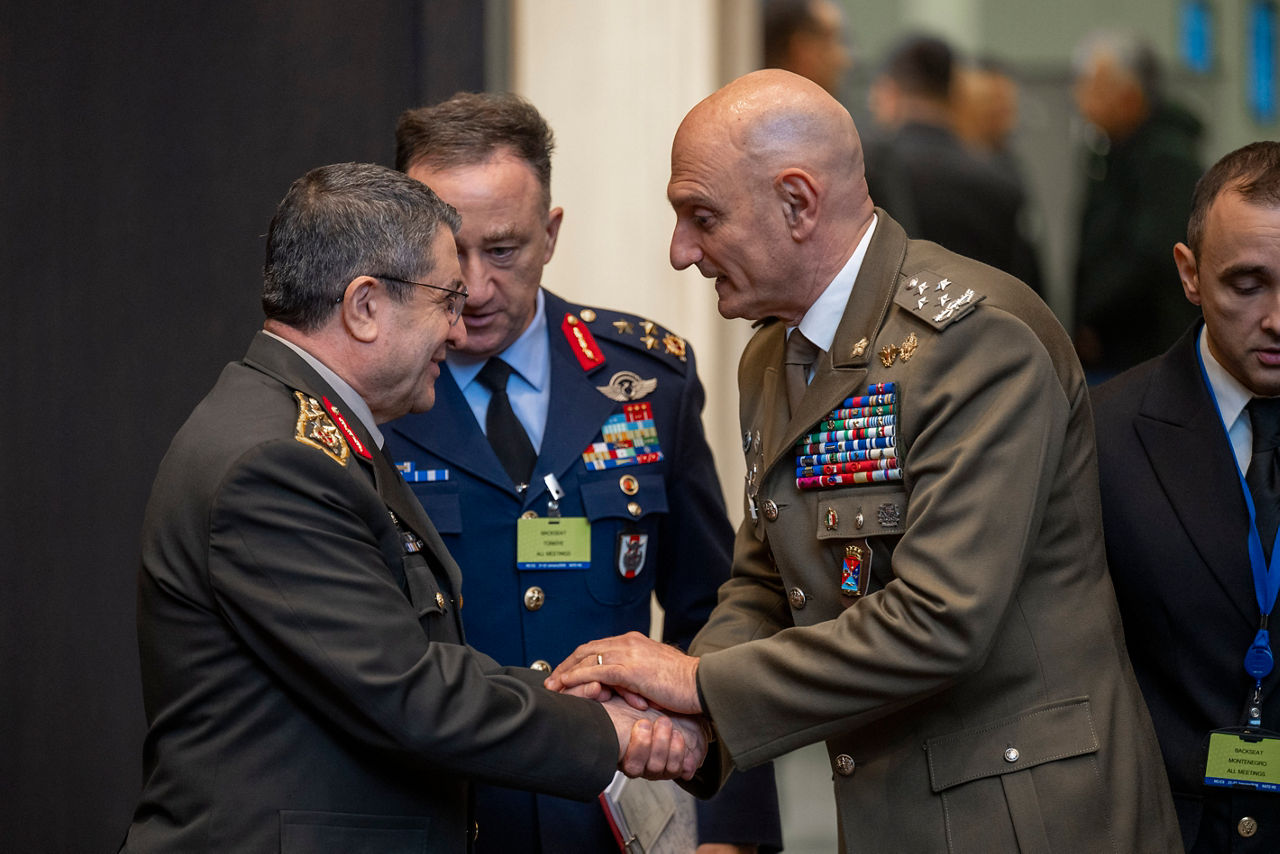 Left to Right - The Chief of Defence and the Military Representative of Türkiye, with the Chief of Defence of Italy, General Luciano Portolano