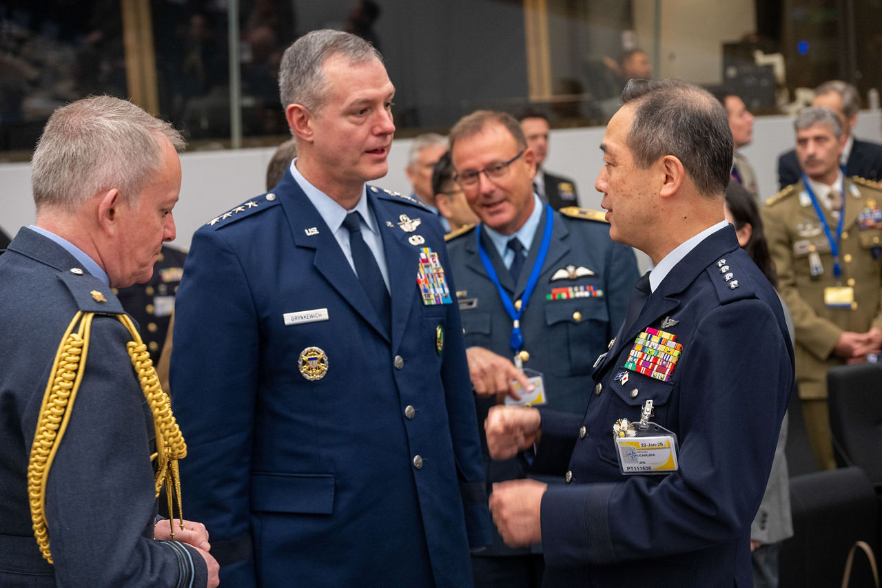 Left to Right - The Supreme Allied Commander Europe (SACEUR),
General Alexus G. Grynkewich, and the Chief of Defence of Japan, General Hiroaki Uchikura