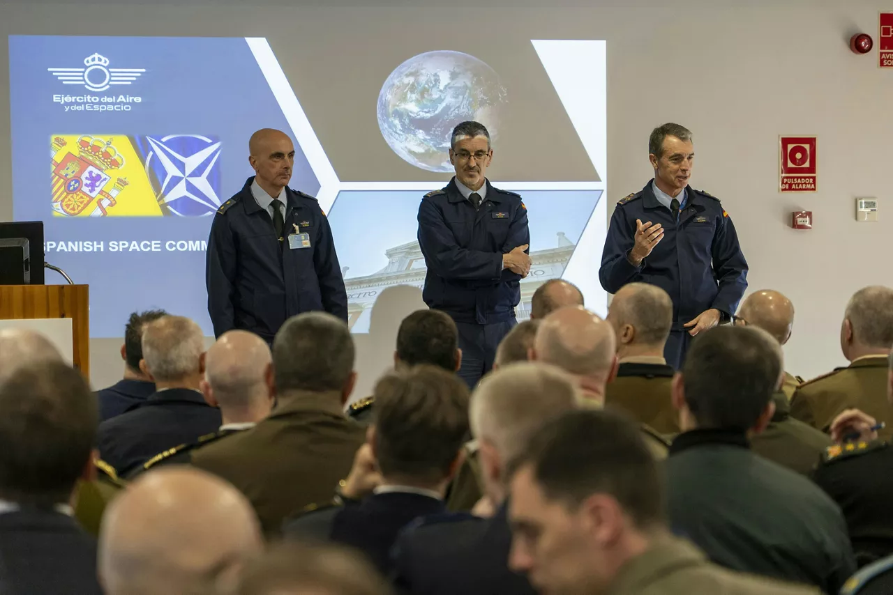 The NATO Military Committee during briefings at the Spanish Space Command (MESPA)