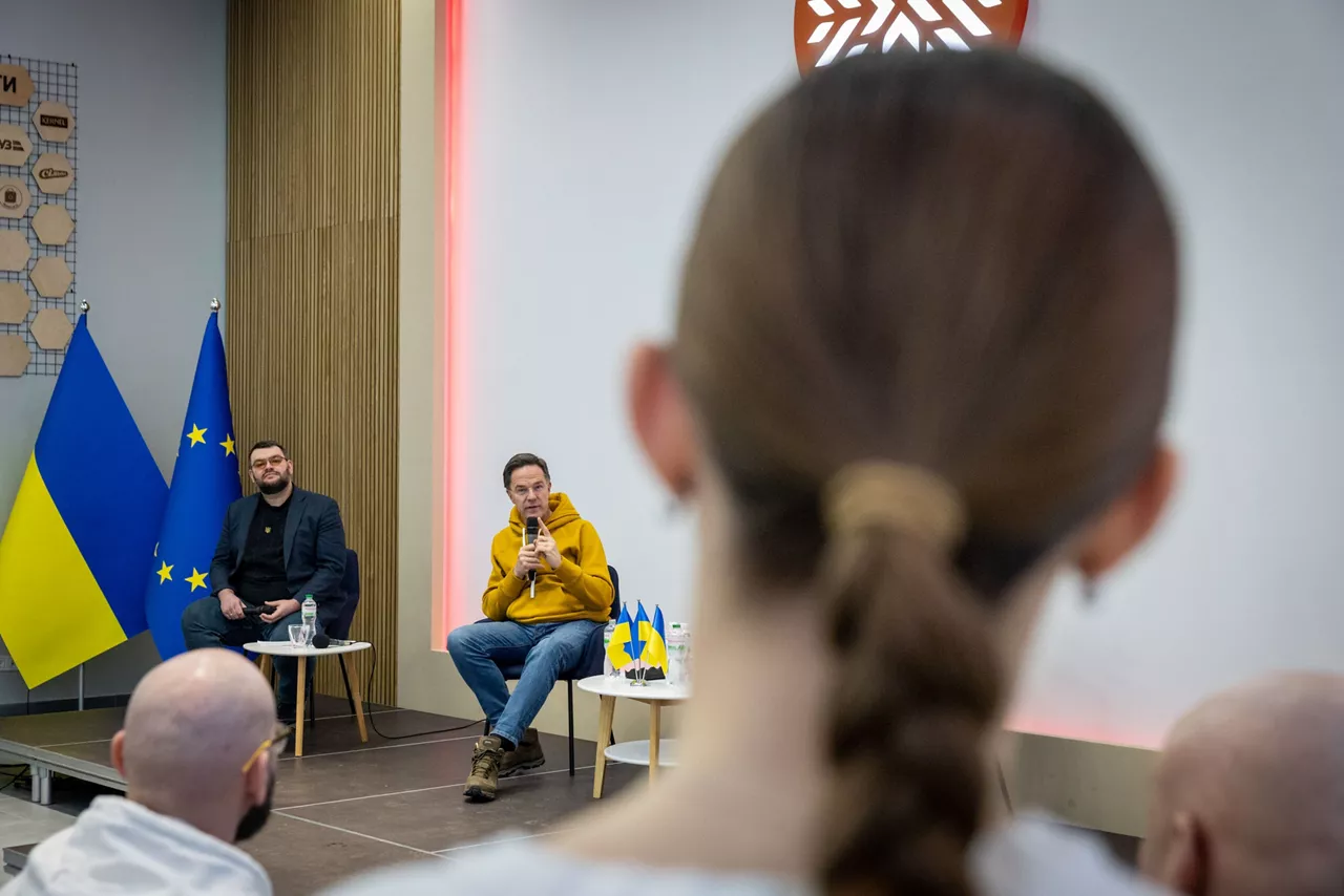 NATO Secretary General meets with young people in Ukraine