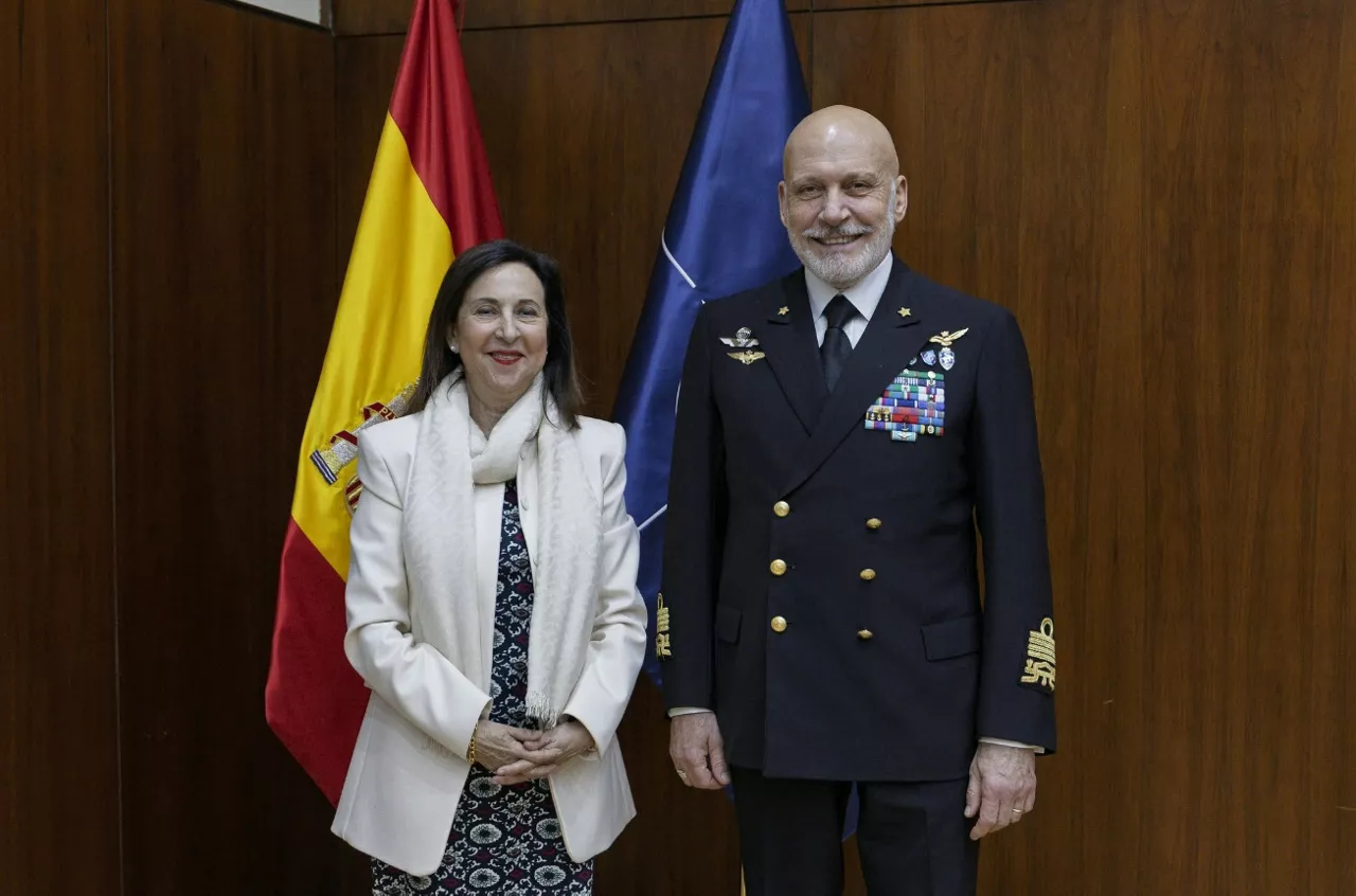 Left to Right - Spanish Defence Minister Margarita Robles with the Chair of the NATO Military Committee, Admiral Giuseppe Cavo Dragone