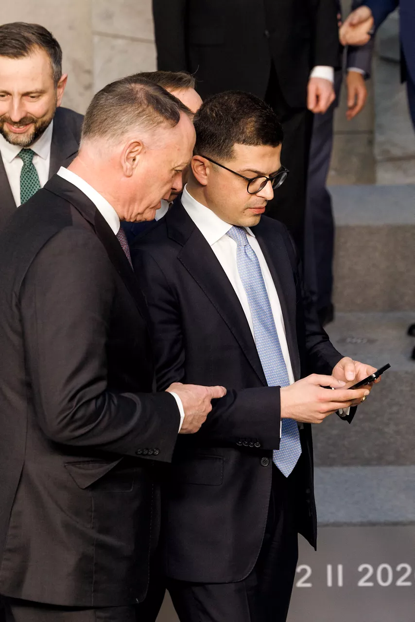 David McGuinty, Minister of National Defence of Canada and Pirro Vengu, Minister of Defence of Albania