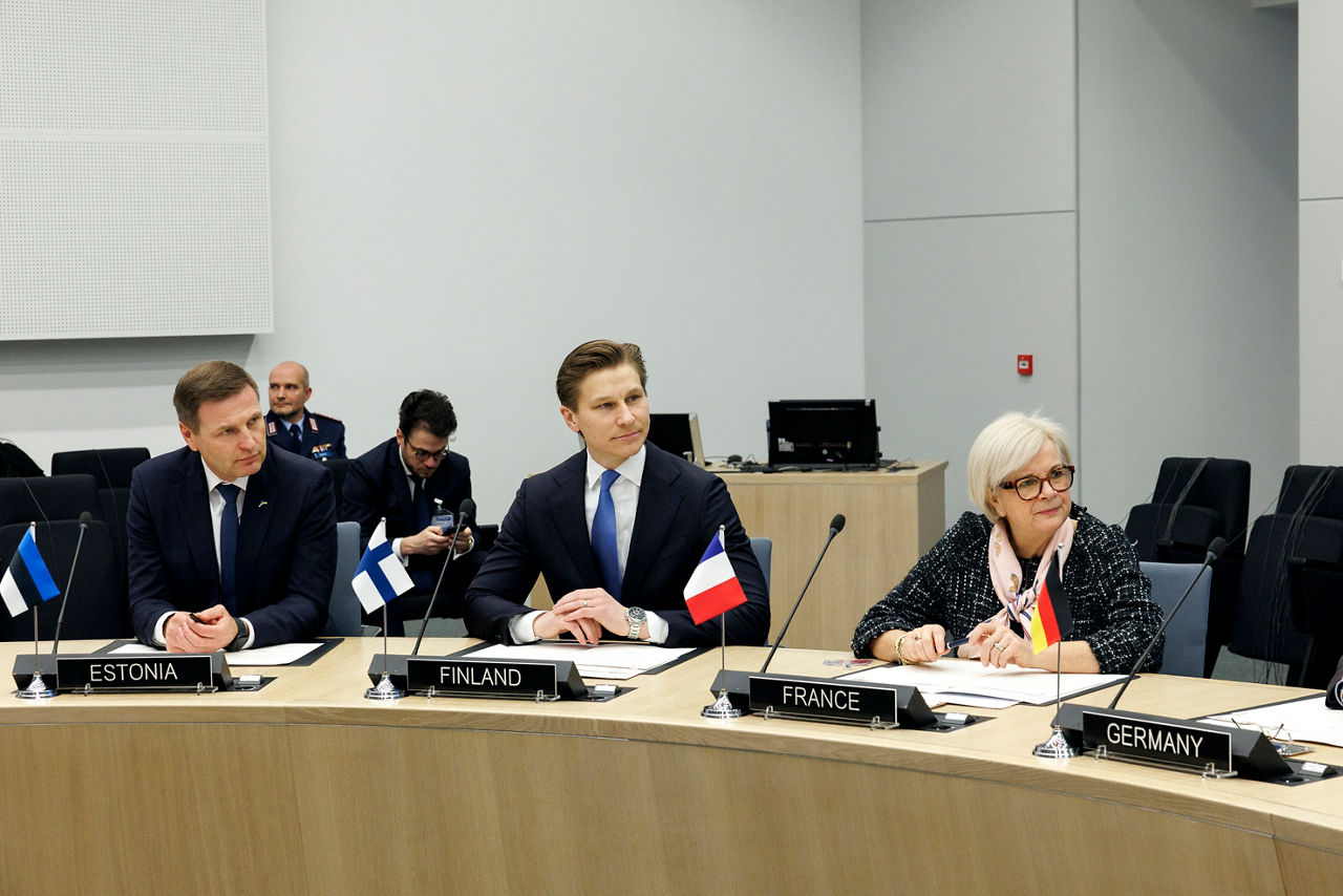 Hanno Pevkur (Minister of Defence, Estonia), Antti Häkkänen (Minister of Defence, Finland), Catherine Vautrin (Minister of the Armed Forces, France)
