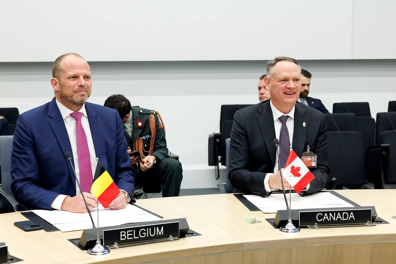 Theo Francken (Minister of Defence, Belgium) and David McGuinty (Minister of Defence, Canada)