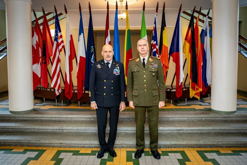 Left to Right - The Chair of the NATO Military Committee, Admiral Giuseppe Cavo Dragone and the Commandant of the Baltic Defence College, Brigadier General Alvydas Šiuparis.