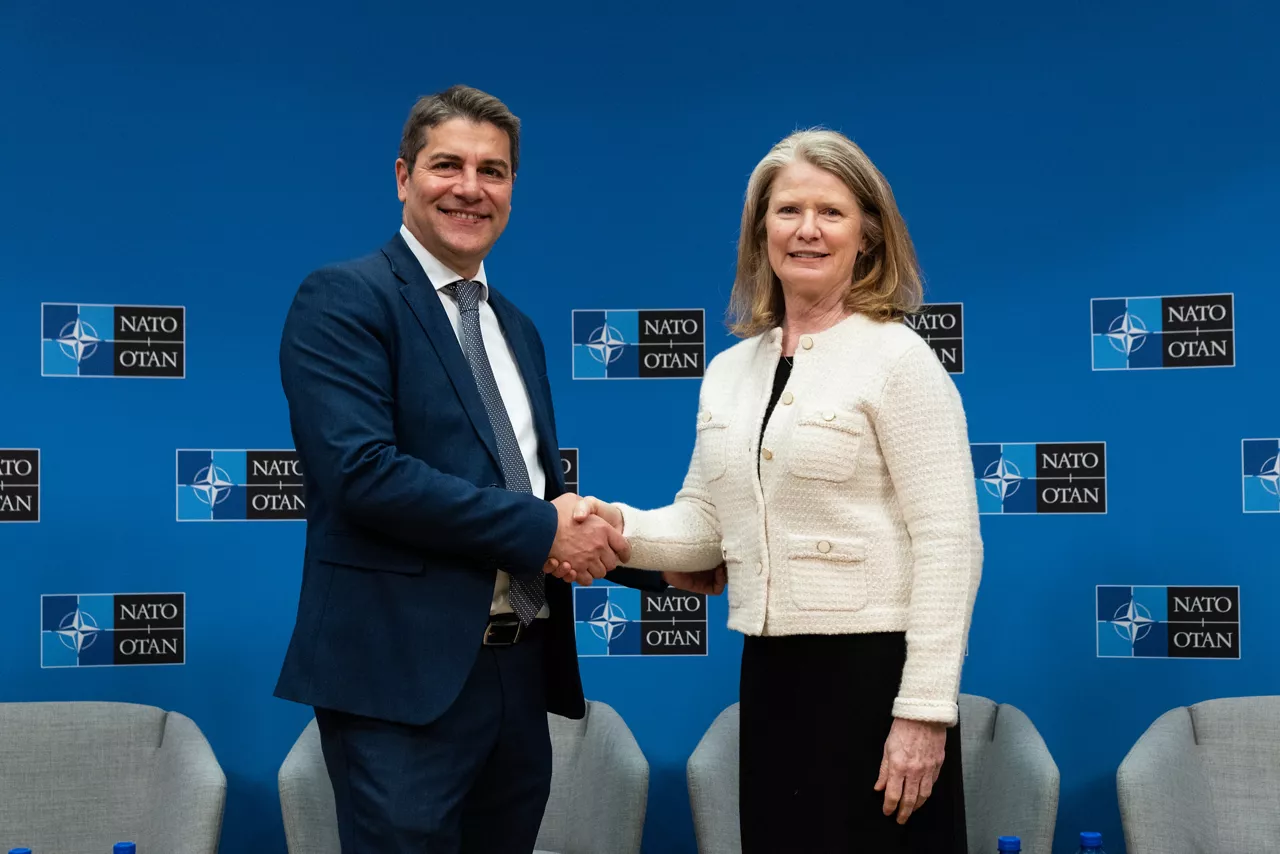 CEO of USGIF, Ronda Schrenk and the Head of NATO Headquarters’ GEOINT Team, Giuseppe (Pino) Nobile