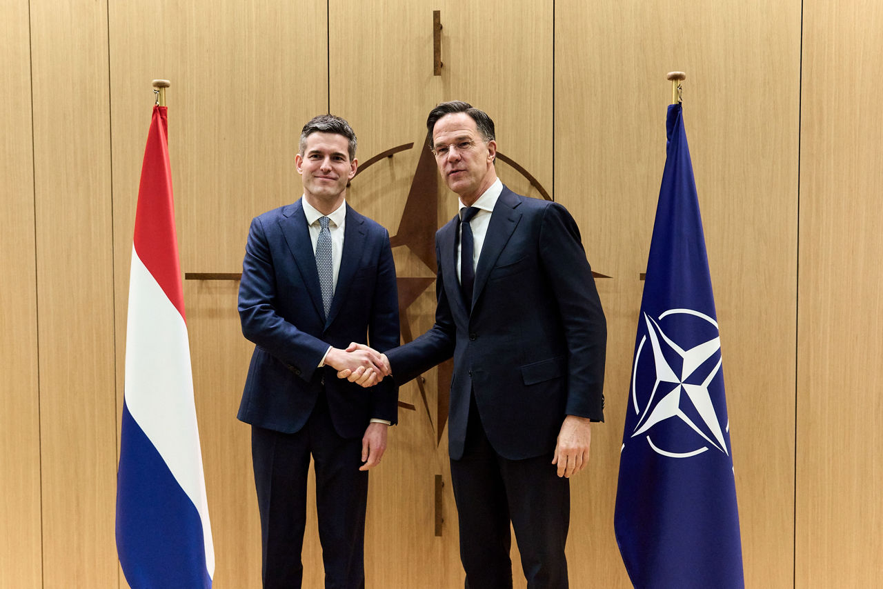 NATO Secretary General meets with the Minister of Foreign Affairs of The Netherlands