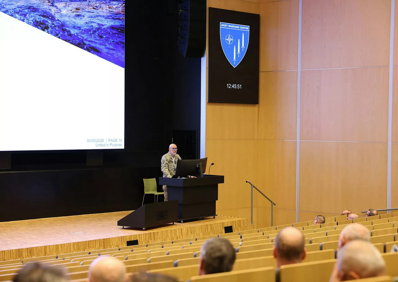 Chair of the NATO Military Committee, Admiral Giuseppe Cavo Dragone​ addressing the audience at the JWC