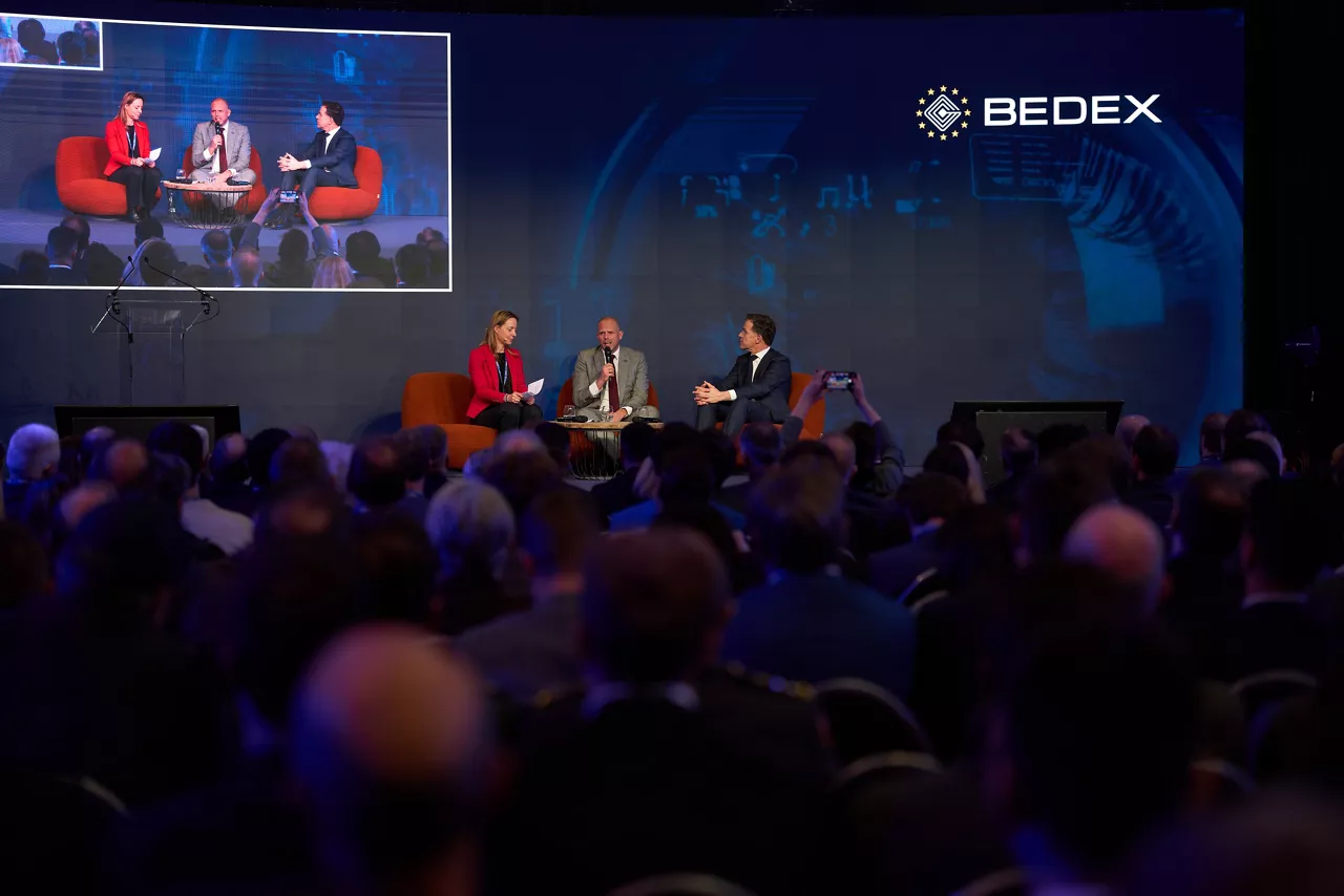 Sofa Talk with NATO Secretary General Mark Rutte and Theo Francken, Minister of Defence Belgium moderated by Cindy Dubois