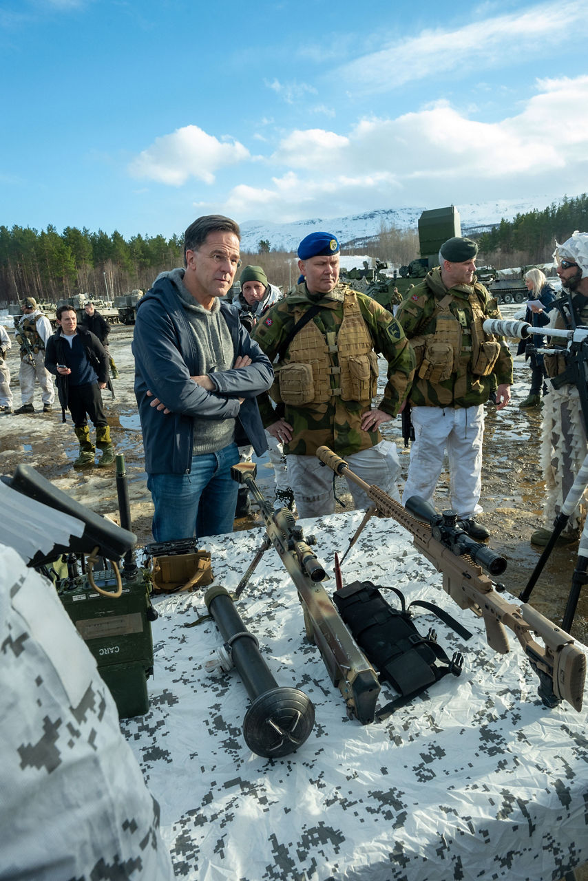 NATO Secretary General Mark Rutte visits Norway and interacts with combat ready soldiers