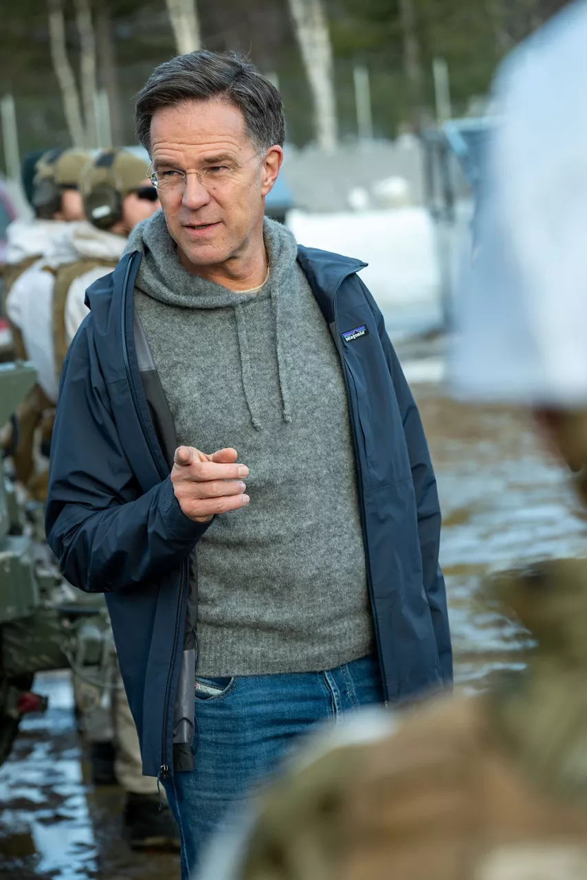 NATO Secretary General Mark Rutte visits Norway and interacts with combat ready soldiers