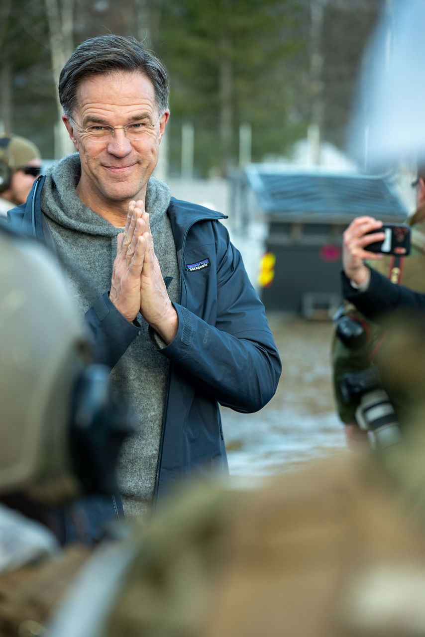NATO Secretary General Mark Rutte visits Norway and interacts with combat ready soldiers