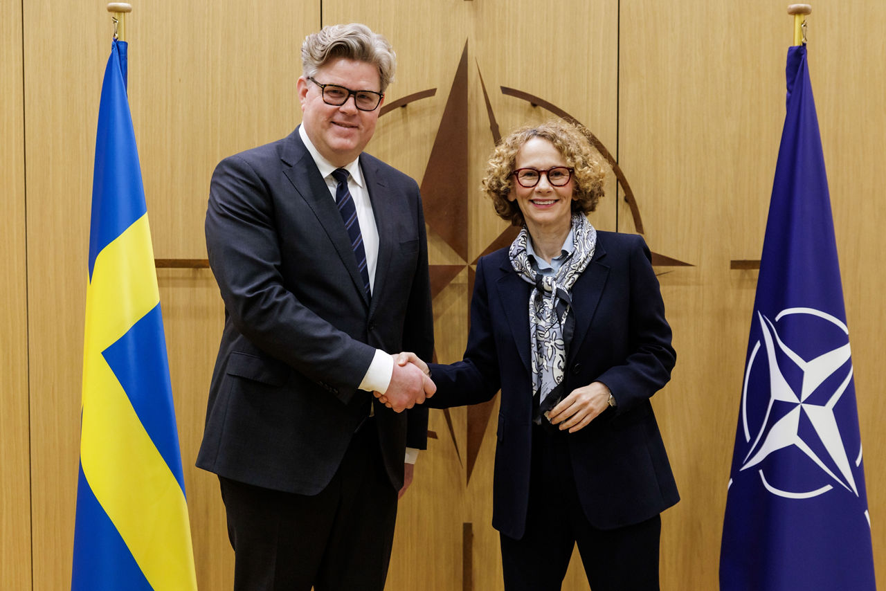 NATO Deputy Secretary General Radmila Shekerinska meets with Gunnar Strömmer, Minister for Justice of Sweden
