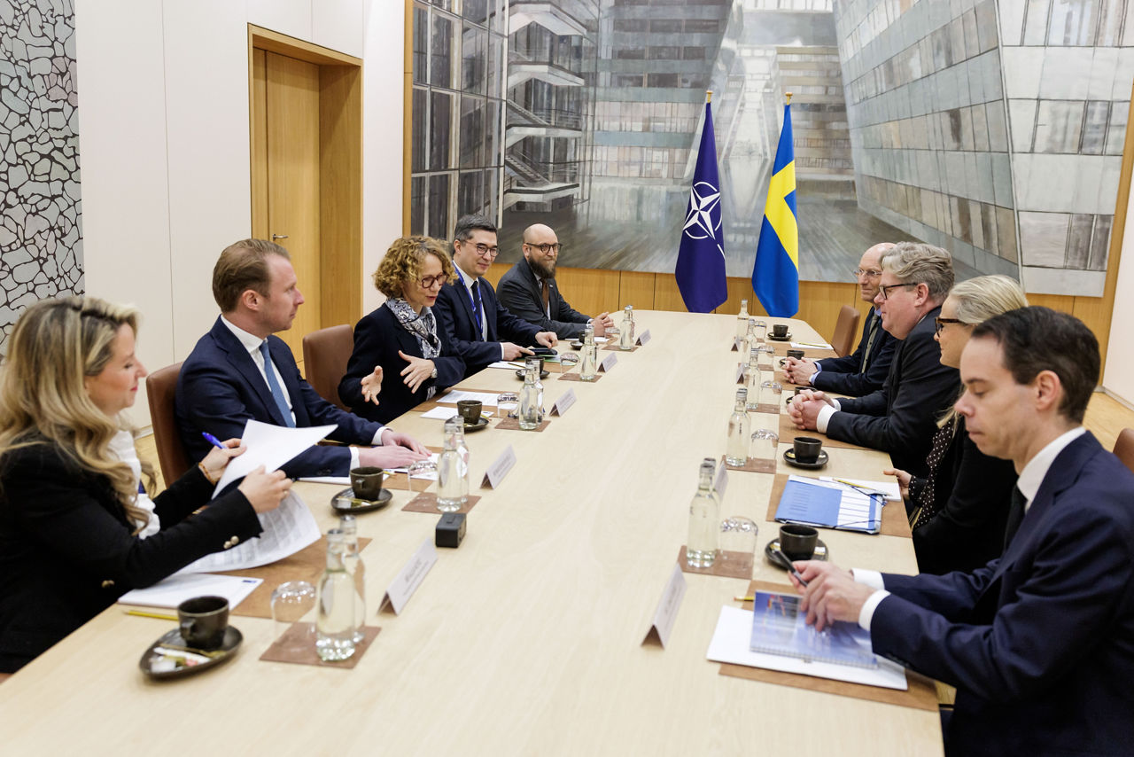 NATO Deputy Secretary General Radmila Shekerinska meets with Gunnar Strömmer, Minister for Justice of Sweden
