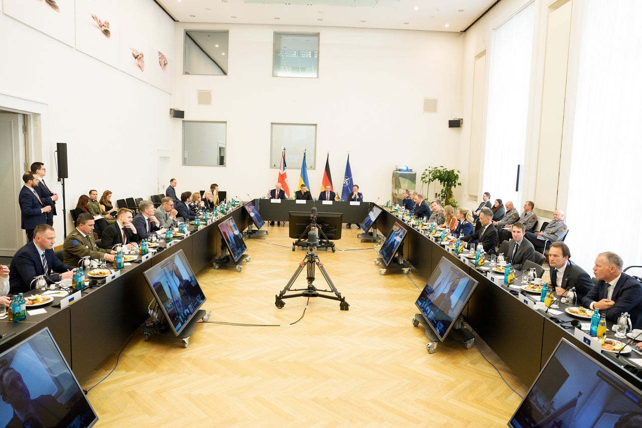 NATO Secretary General Mark Rutte with Boris Pistorius, Minister of Defence of Germany, John Healey, Secretary of State for Defence of the United Kingdom, and Mykhailo Fedorov, Minister of Defence of Ukraine