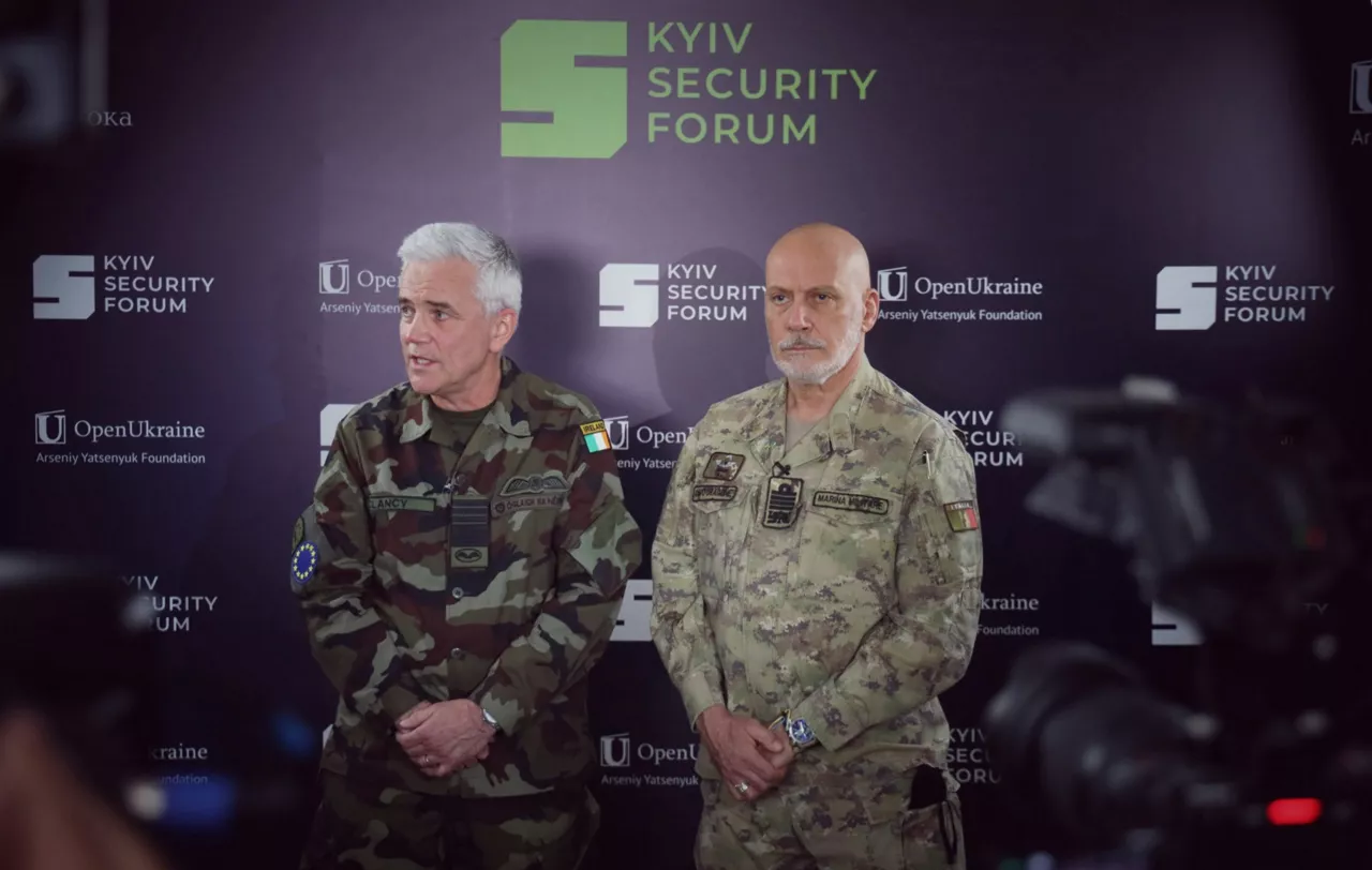 Press Conference of the Chair of the NATO Military Committee, Admiral Giuseppe Cavo Dragone and the Chair of the EU Military Committee (CEUMC), General Seán Clancy.