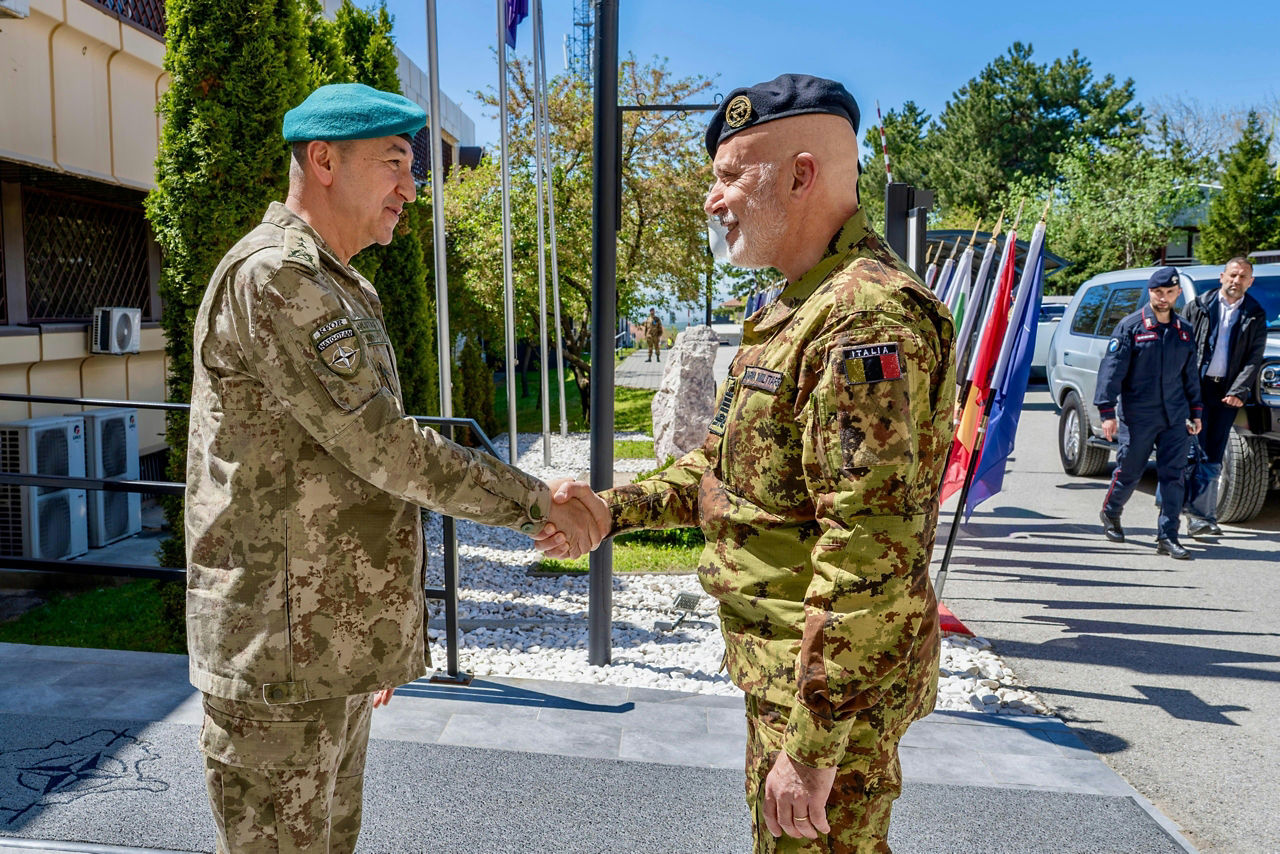 The Chair of the NATO Military Committee Admiral Giuseppe Cavo Dragone and KFOR Commander Major General Ozkan Ulutas during MC visit to KFOR