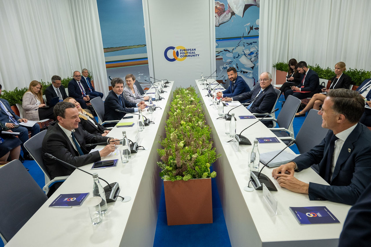 NATO Secretary General Mark Rutte participates in roundtable discussions at the 8th meeting of the European Political Community