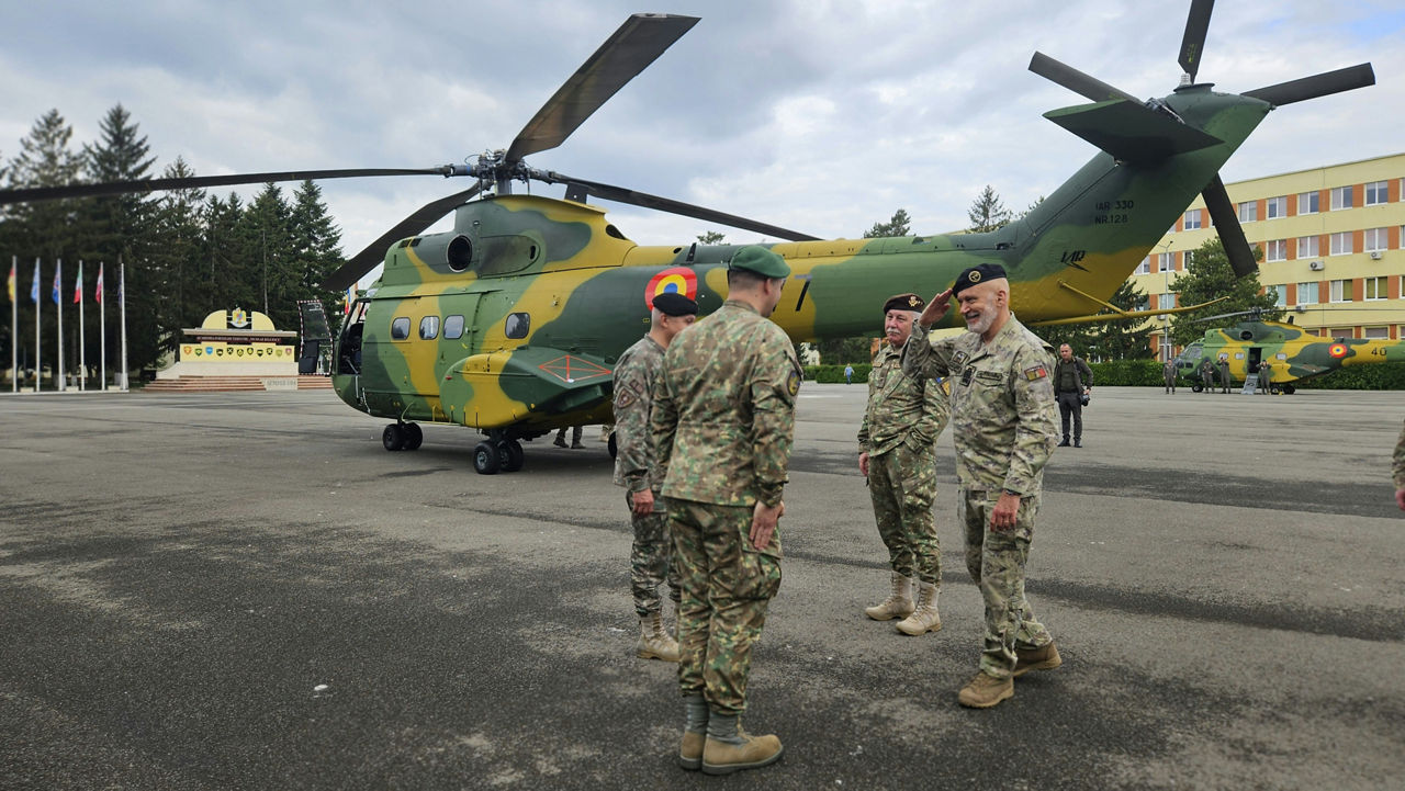 The Chair of the NATO Military Committee, Admiral Giuseppe Cavo Dragone during his visit to Romania.