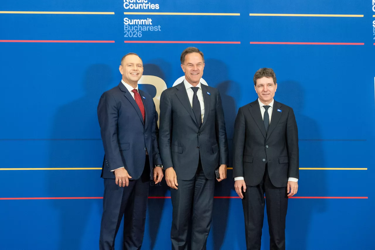 NATO Secretary General Mark Rutte with Karol Nawrocki, President of Poland and Nicușor Dan, President of Romania