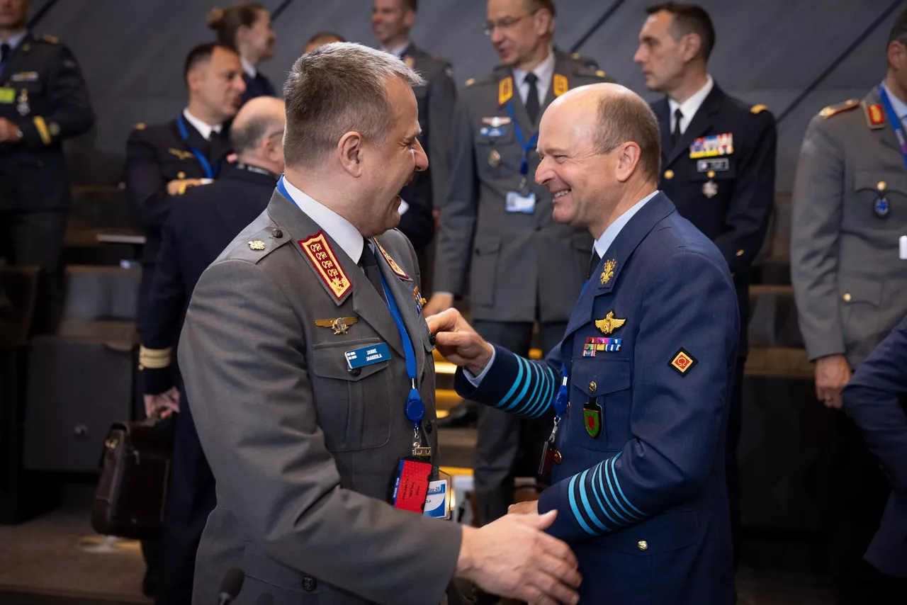 Left to Right - The Chief of Defence of Finland, General Janne Jaakkola with the Chief of Defence of Belgium, General Frederik Vansina.